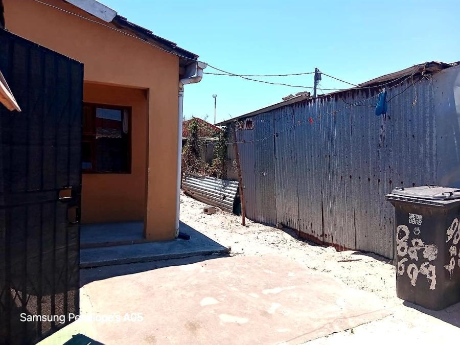 2 Bedroom Property for Sale in Philippi Western Cape